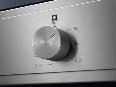Electrolux integrerad ugn COB100X