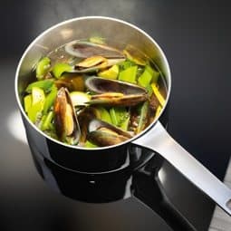 Electrolux köksfläkt EFT6576OW (vit)