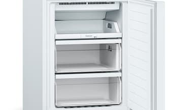 Bosch Serie 2 Kyl/Frys KGN33NWEB (vit)