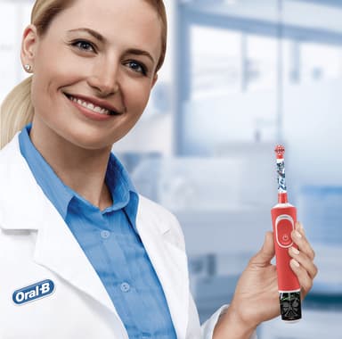 Oral-B Vitality 100 Star Wars eltandborste barn gåvoset 309444