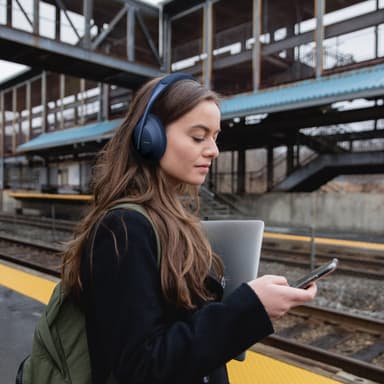 Bose Noise Cancelling Headphones 700 (triple midnight)