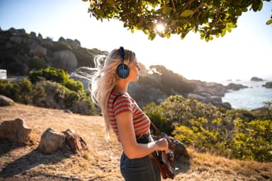 Bose Noise Cancelling Headphones 700 (triple midnight)