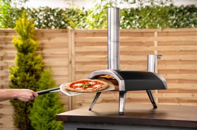 Ooni Fyra pizzaugn
