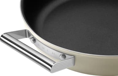 Smeg 50's Style djup stekpanna med lock 28 cm CKFD2811CRM (gräddvit)