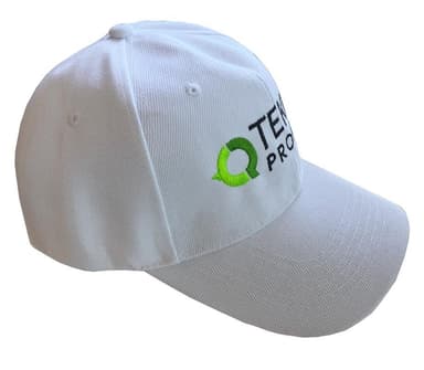 Vit keps med Teknikproffset logo