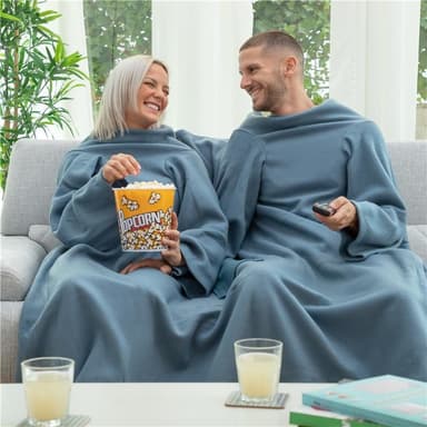 InnovaGoods dubbelfilt för par med ärmar & fickor, blå