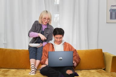 HP Pavilion 15-eh0832no 15.6" bärbar dator (blå)