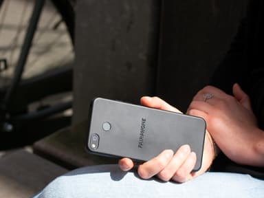 Fairphone 3 Plus smartphone (svart)