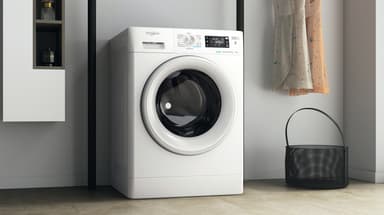 Whirlpool tvättmaskin FFB7438WVEE