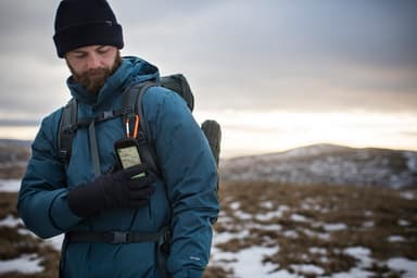 Land Rover Explore smartphone