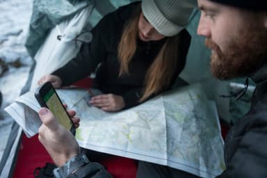 Land Rover Explore smartphone
