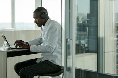 Microsoft Surface Headphones 2 trådlösa around-ear hörlurar (svart)