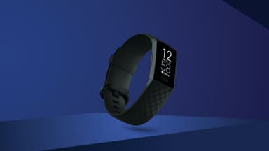 Fitbit Charge 4 Limited Edition Gift Pack