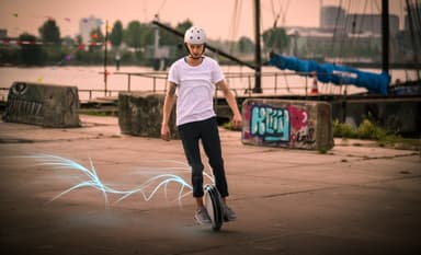 Ninebot by Segway ONE S2 (svart/vit)