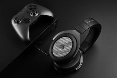 Corsair HS75 XB headset för gaming