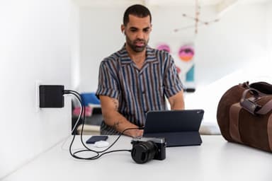 Mophie Global laddningshubb (svart)
