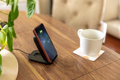 Mophie trådlös laddningsstation 10 W (svart)