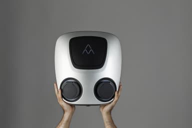 Charge Amps Aura laddstation CAMP101010-LTE