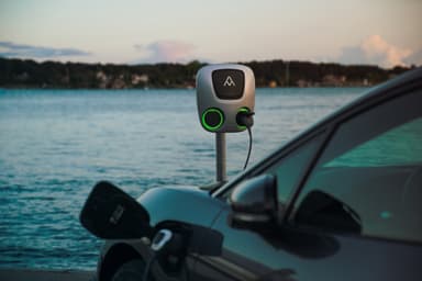 Charge Amps Aura laddstation CAMP101010-LTE