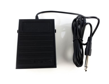 Sustain Pedal för keyboards Elgiganten