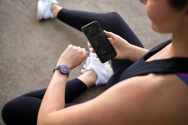 Garmin Lily Sport Edition smartwatch (orchid)