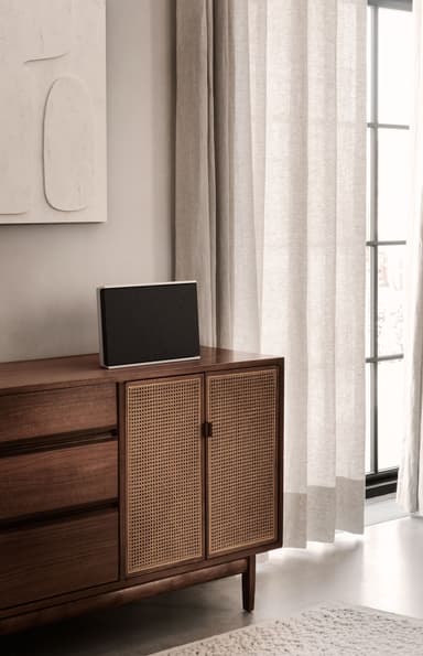B&O Beosound Level bärbar högtalare med Google Assistant (naturell)