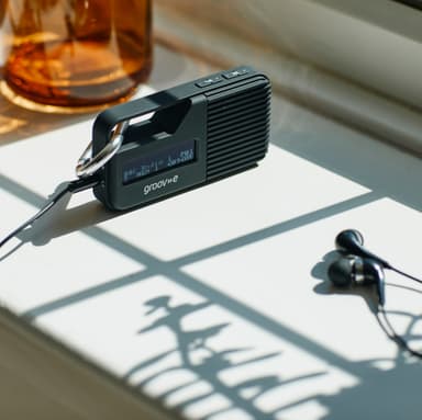 Gloov-e Rio bärbar DAB+/FM-radio