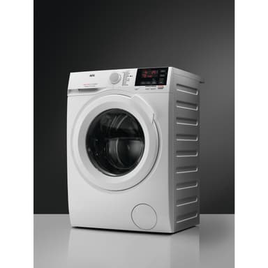 AEG Tvättmaskin L6FBE740G