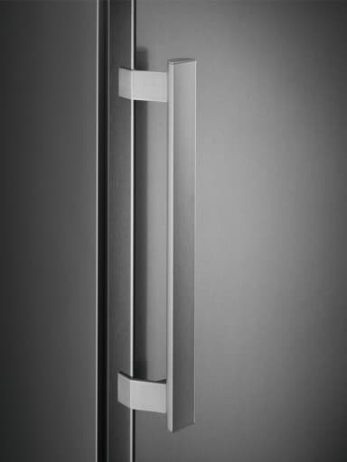Electrolux 600 Pro kylskåp LRT5MF38U1 (rostfritt stål)