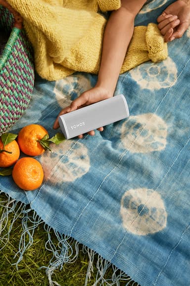 Sonos Roam bärbar trådlös högtalare (lunar white)