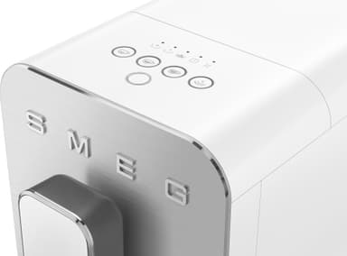 Smeg espressomaskin BCC02WHMEU (vit)
