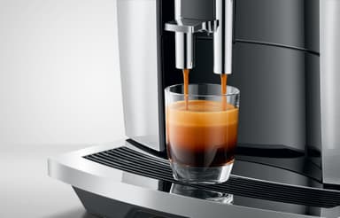 Jura E8 espressomaskin JUR15336 (moonlight silver)