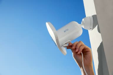 Arlo Pro 3 Floodlight trådlös 2K QHD-kamera
