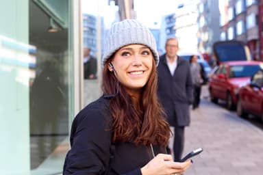 Urbanista Berlin trådlösa in-ear hörlurar (svart)