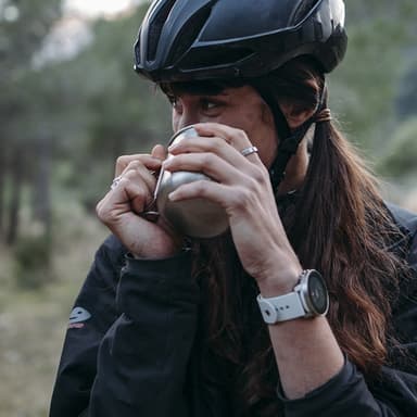 Suunto 9 Peak multisport träningsklocka 43mm (björkvit titan)