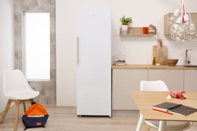 Indesit Kylskåp SI8A1QW2 (vit)