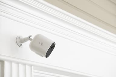 Arlo Essential trådlös FHD-smartkamera 3 pack (vit)