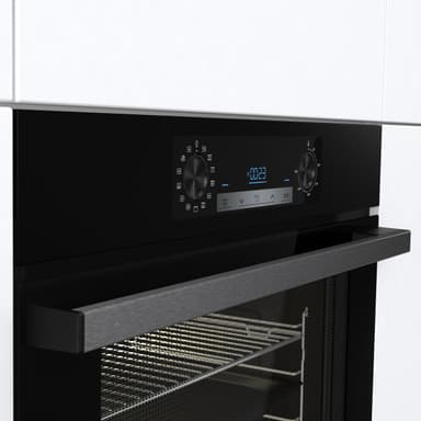 Hisense inbyggd ugn BA8637B