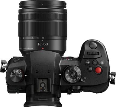 Panasonic Lumix GH5 M2 spegellös kamera med 12-60mm G Vario-objektiv