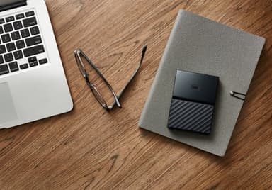 WD My Passport för Mac portabel HDD 2 TB (svart)