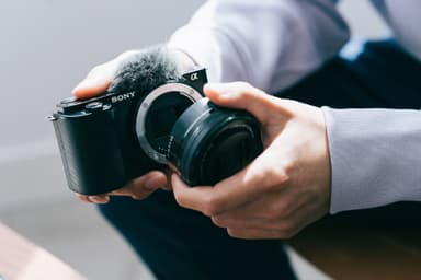 Sony digital vlogg-kamera ZV-E10L