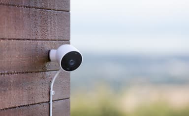 Google Nest Cam Outdoor säkerhetskamera