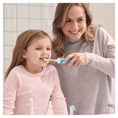 Oral B Kids Frozen II tandborsthuvud 384786