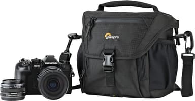Lowepro Nova 140 AW II kameraväska (svart)