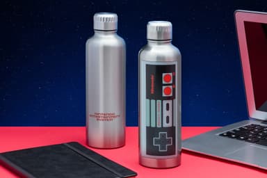 Play NES Metal Water flaska 500 ml
