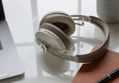 Sennheiser Momentum 3 trådlösa around-ear hörlurar (vit)