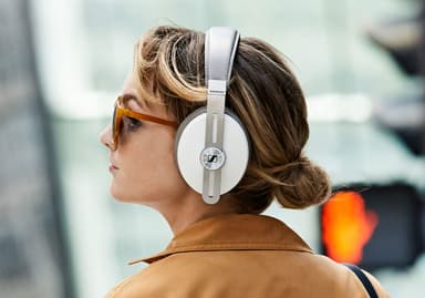 Sennheiser Momentum 3 trådlösa around-ear hörlurar (vit)