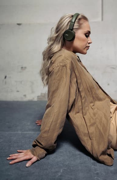 Jays x-Seven trådlösa on-ear hörlurar (gröna)