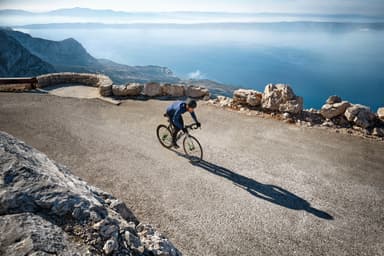 Garmin Edge 130 Plus cykeldator