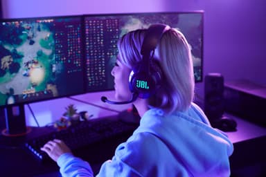 JBL Quantum 610 trådlöst gaming headset